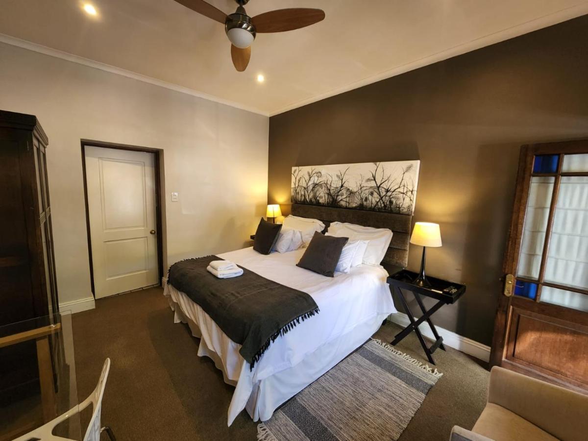 Melville Turret Guesthouse Γιοχάνεσμπουργκ Εξωτερικό φωτογραφία