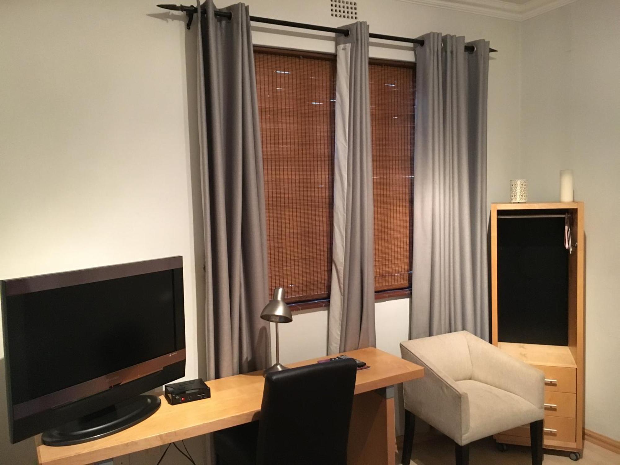 Melville Turret Guesthouse Γιοχάνεσμπουργκ Δωμάτιο φωτογραφία