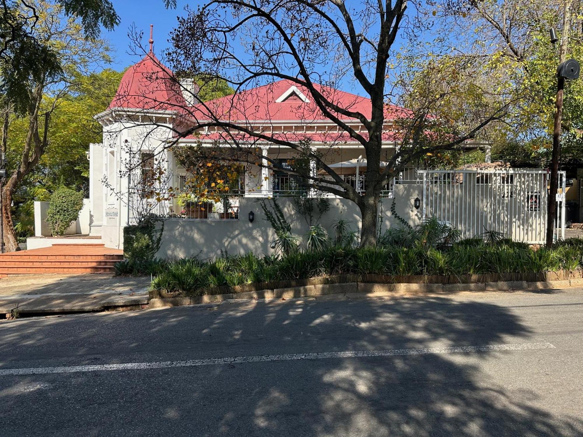 Melville Turret Guesthouse Γιοχάνεσμπουργκ Εξωτερικό φωτογραφία