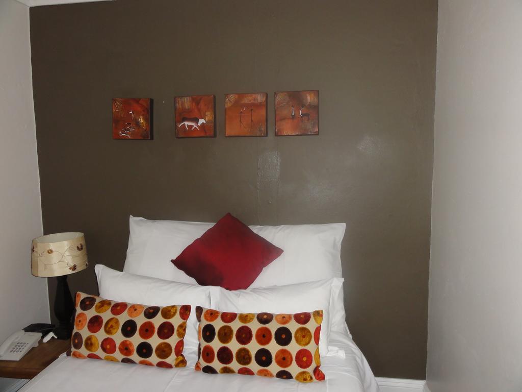 Melville Turret Guesthouse Γιοχάνεσμπουργκ Εξωτερικό φωτογραφία